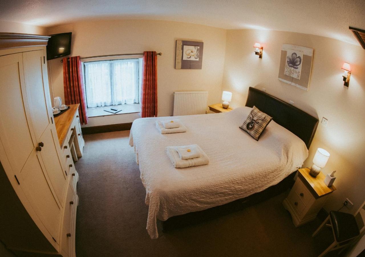 The Heathfield Inn Honiton Dış mekan fotoğraf