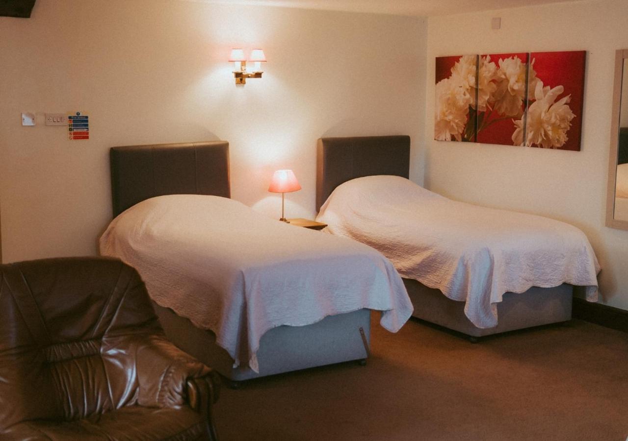 The Heathfield Inn Honiton Dış mekan fotoğraf